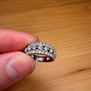 Elegant Silver Diamond Ring